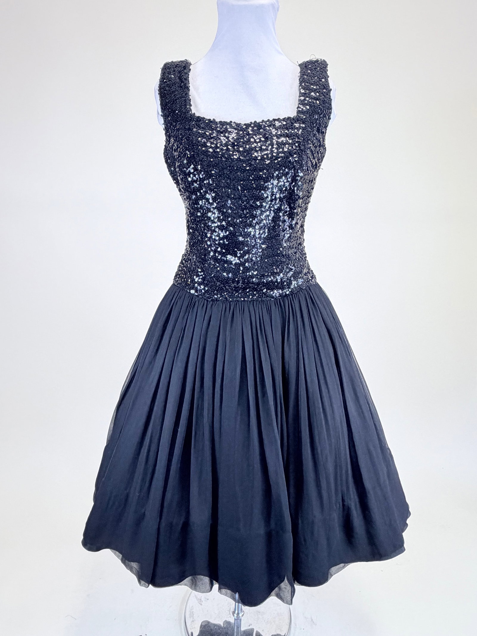 VINTAGE 1960s SILK CREPE CHIFFON SEQUINED PARTY DRESS (1 of 10)
