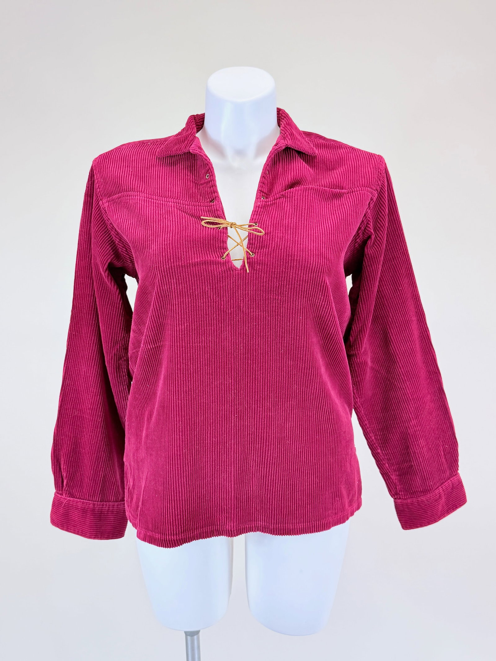 VINTAGE 1950s CORDUROY PULLOVER: CH 44", W 42", good condition