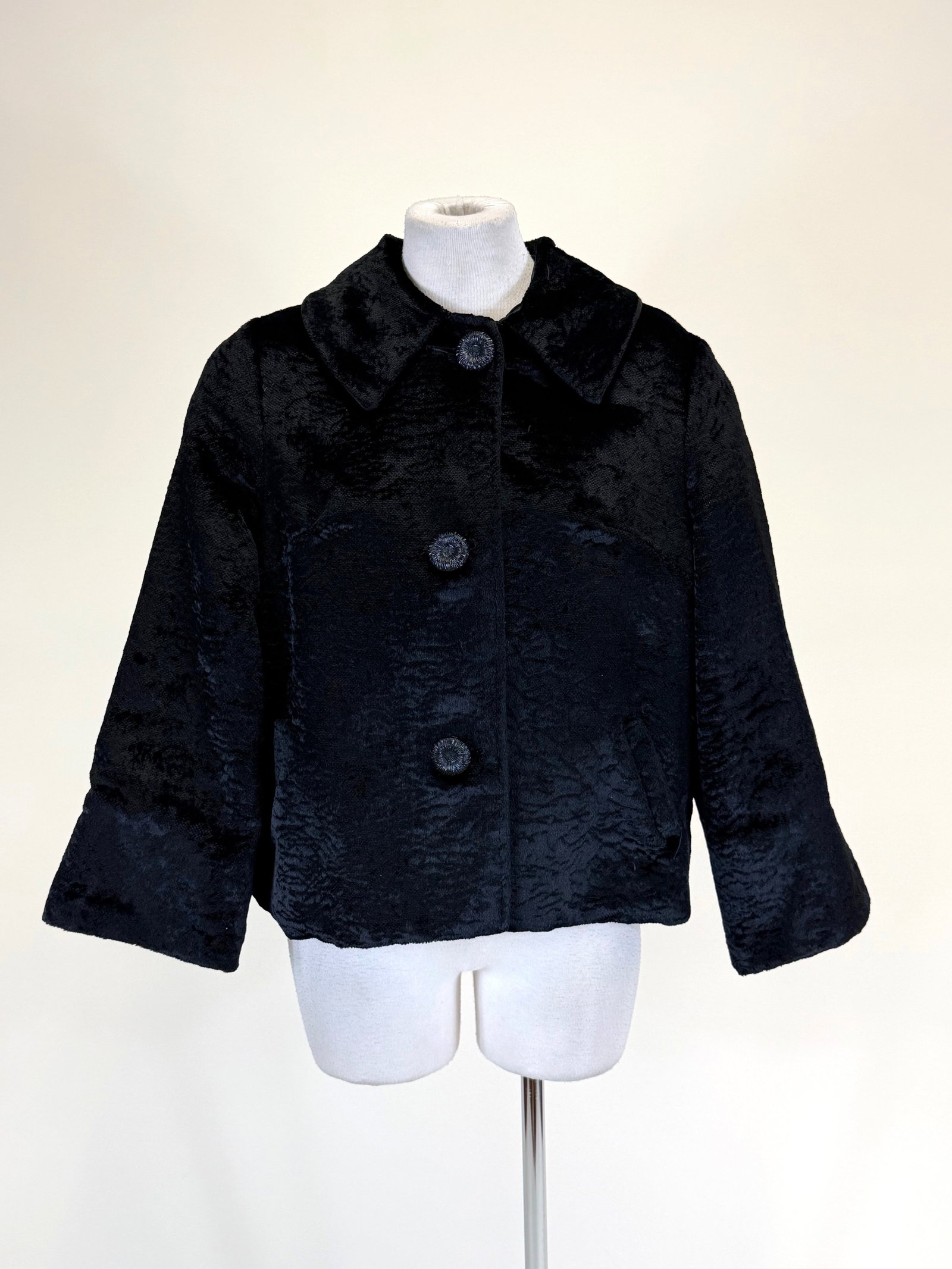 VINTAGE 1950s/60s FAUX ASTRAKHAN JACKET: SH-SH 18", L 23", good condition