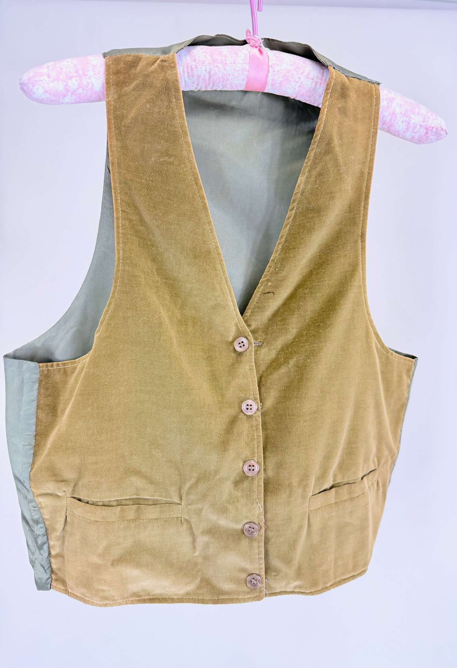 THREE VINTAGE MEN'S VESTS - 6
