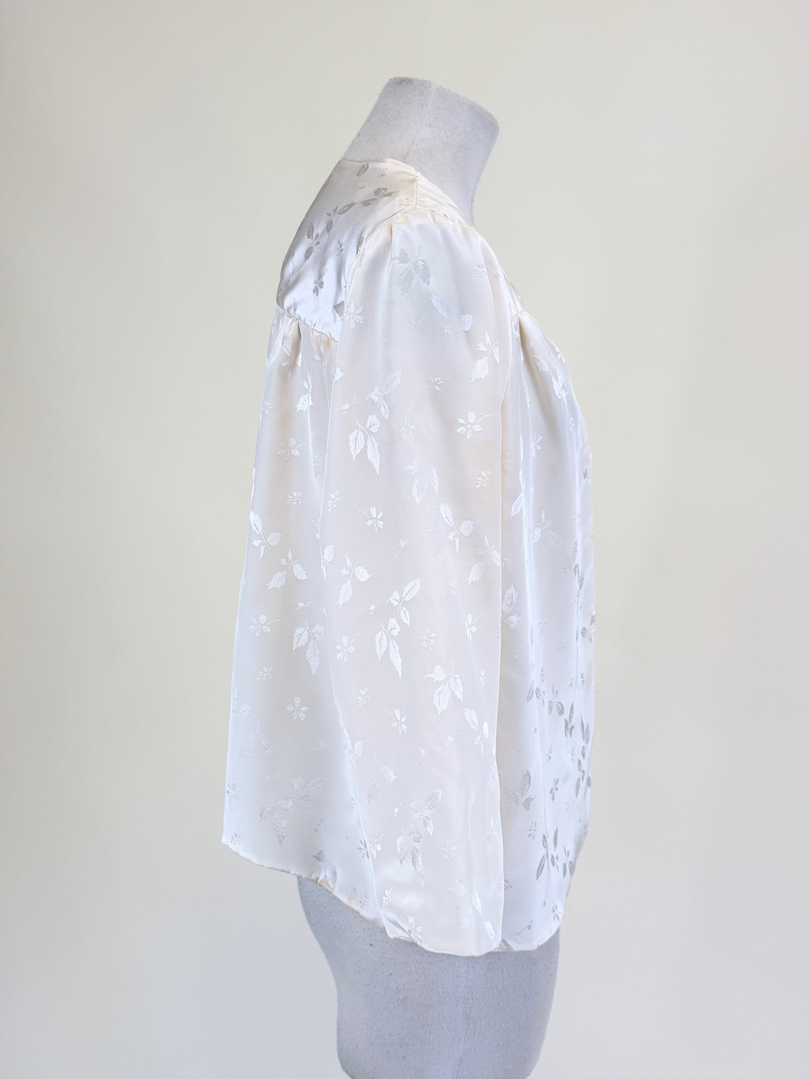 VINTAGE 1950s/60s BEDJACKET - 3