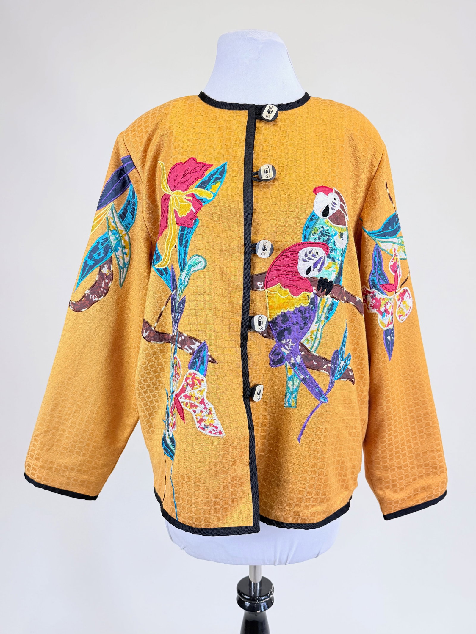 VINTAGE 1990s ALEX KIM APPLIQUE JACKET: B 45", W 43", good condition