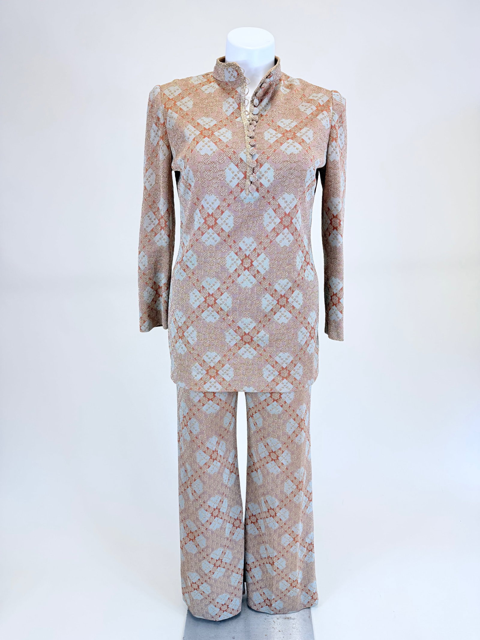 VINTAGE 1970s TRICOSA PARIS HOSTESS ENSEMBLE: B/W 39", pant W 40", elastic in W shot, see photos