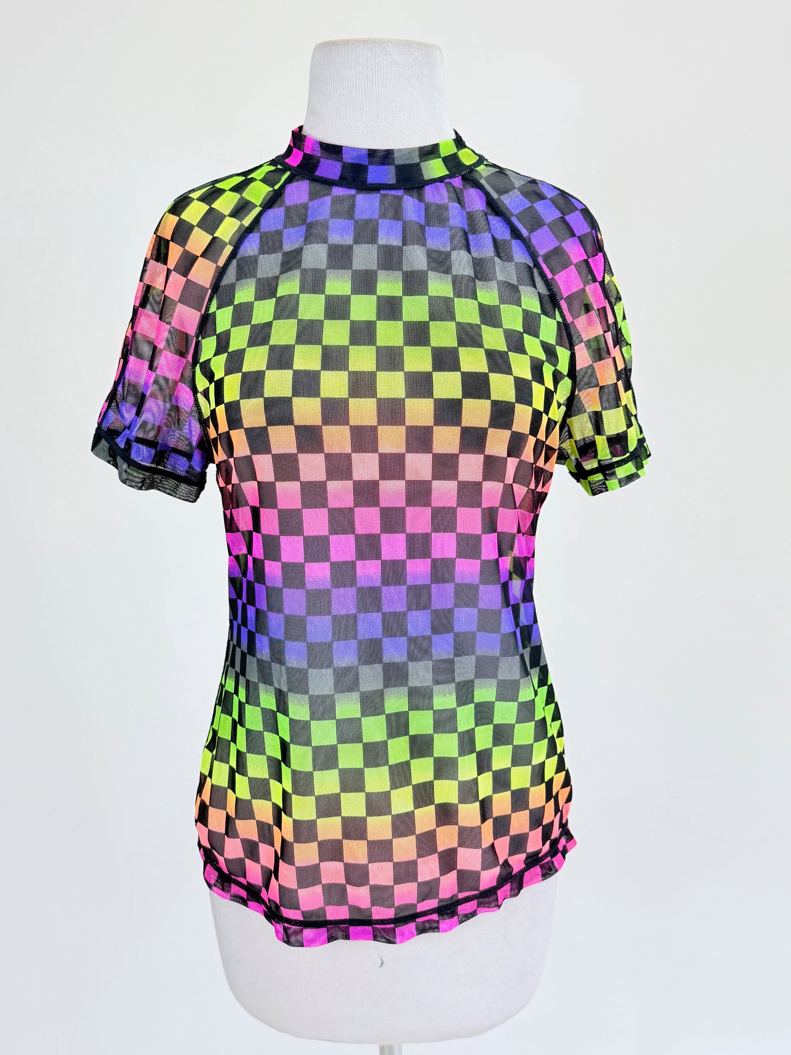 VINTAGE 1990s RAINBOW CHECKERBOARD TOP (1 of 5)