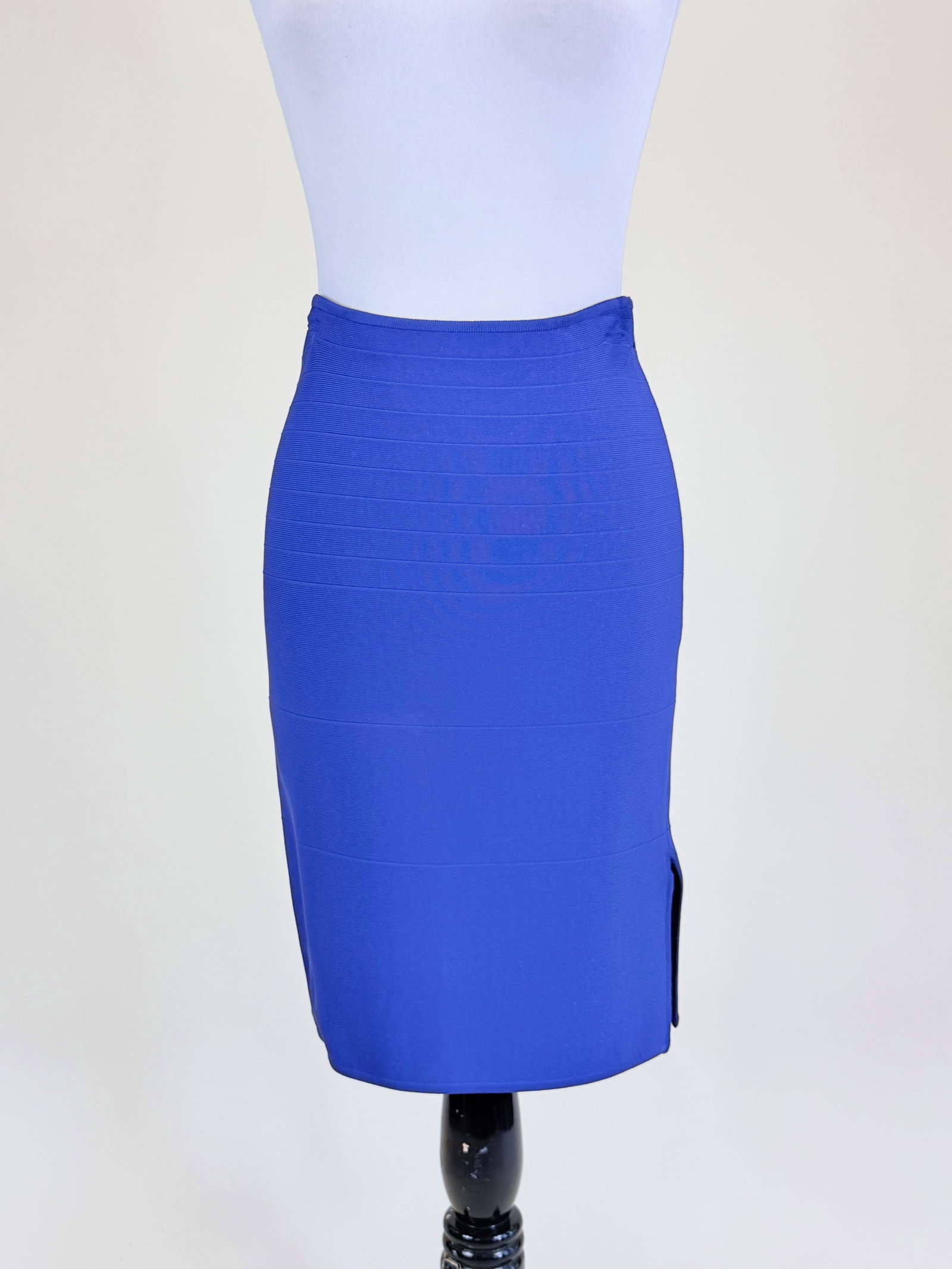VINTAGE 1990s HERVE LEGER BANDAGE SKIRT (1 of 5)