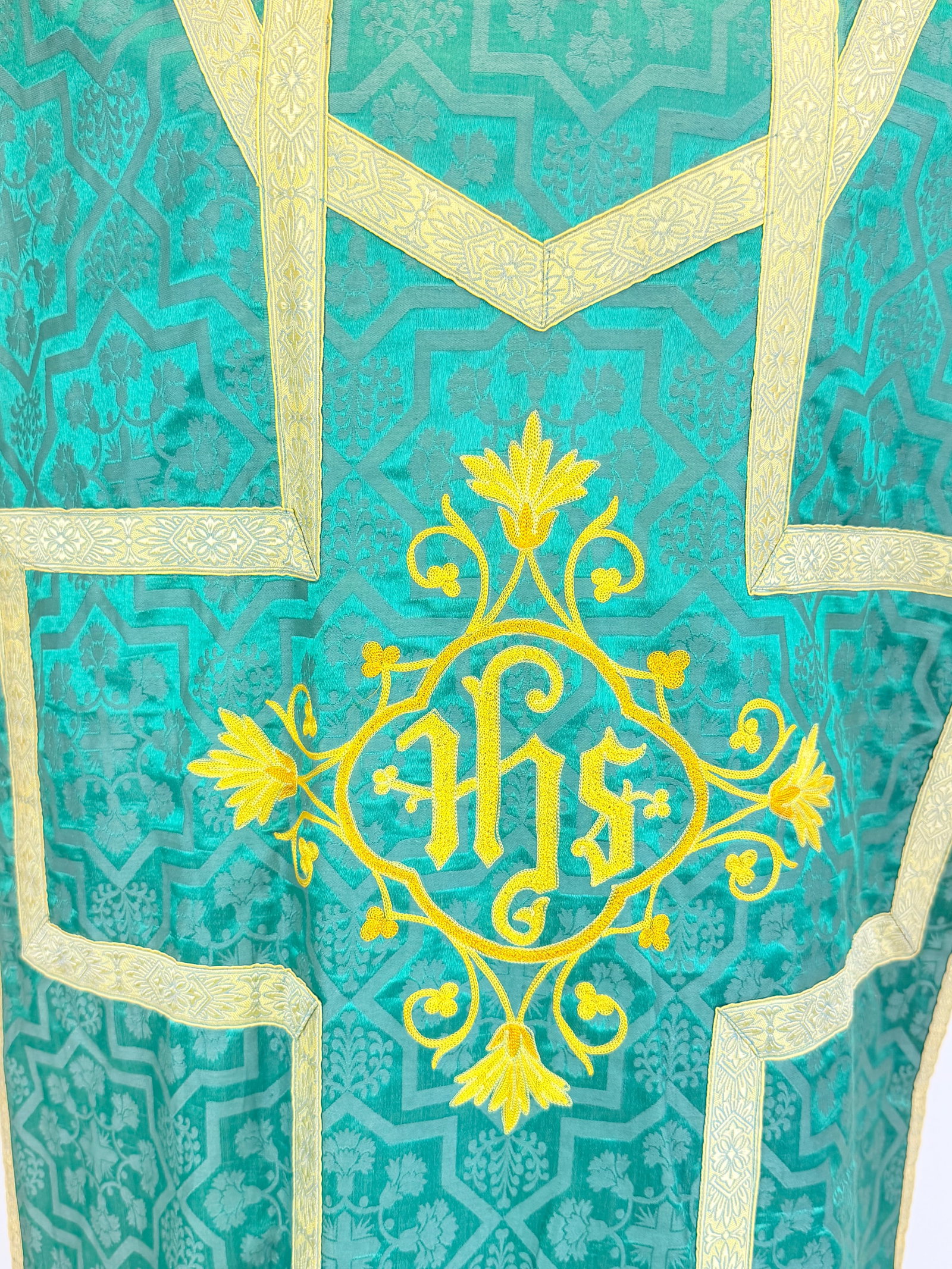 PATTERNED SILK CATHOLIC PRIEST COAT - 3