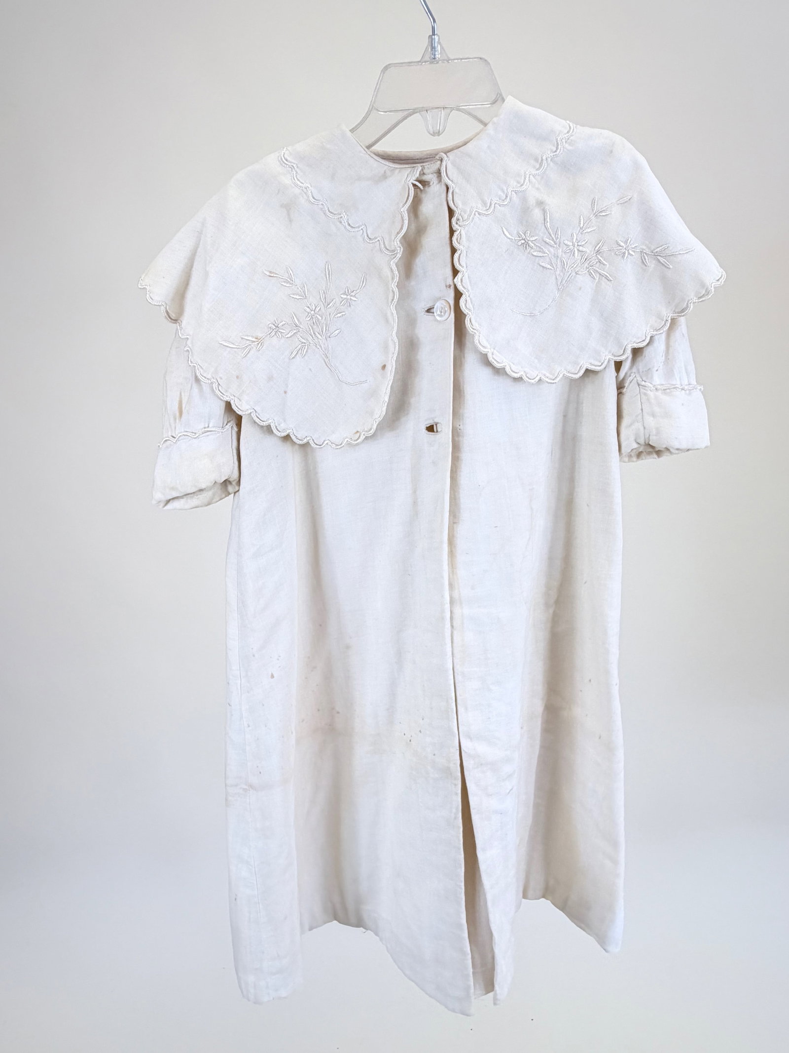 ANTIQUE EARLY 20TH C EMBROIDERED CHILD'S COAT (1 of 6)