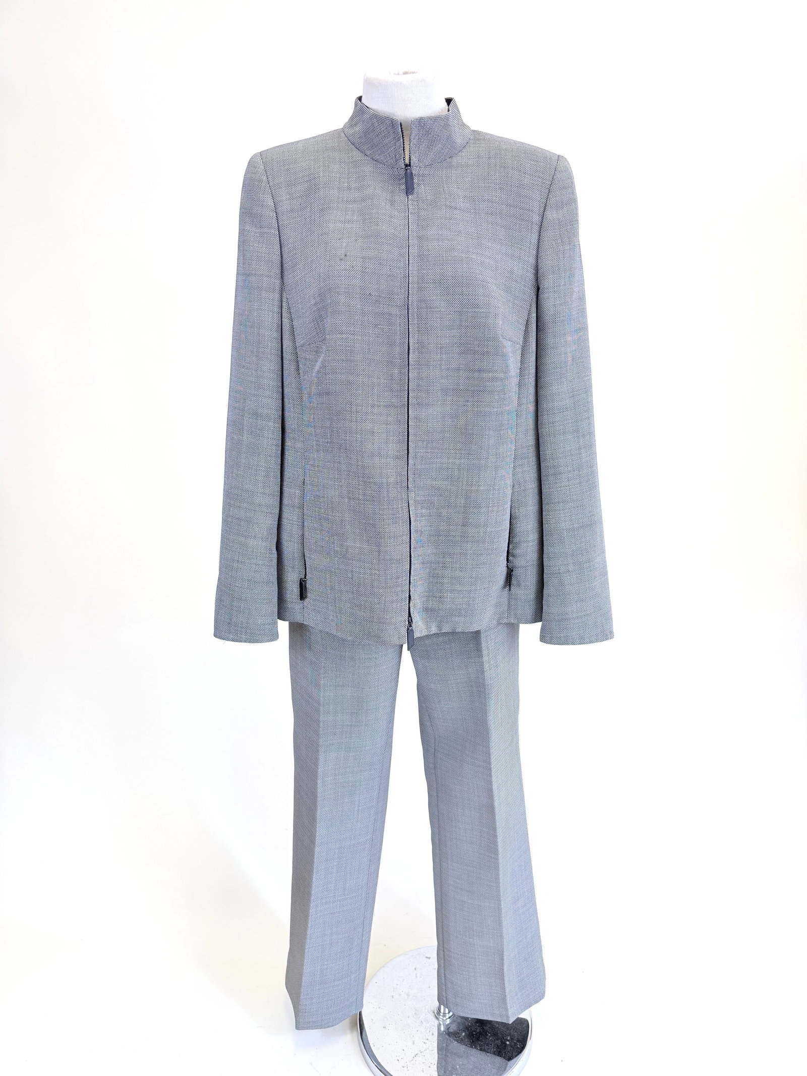 VINTAGE LATE 1980s AKRIS LADIES SUIT (1 of 9)