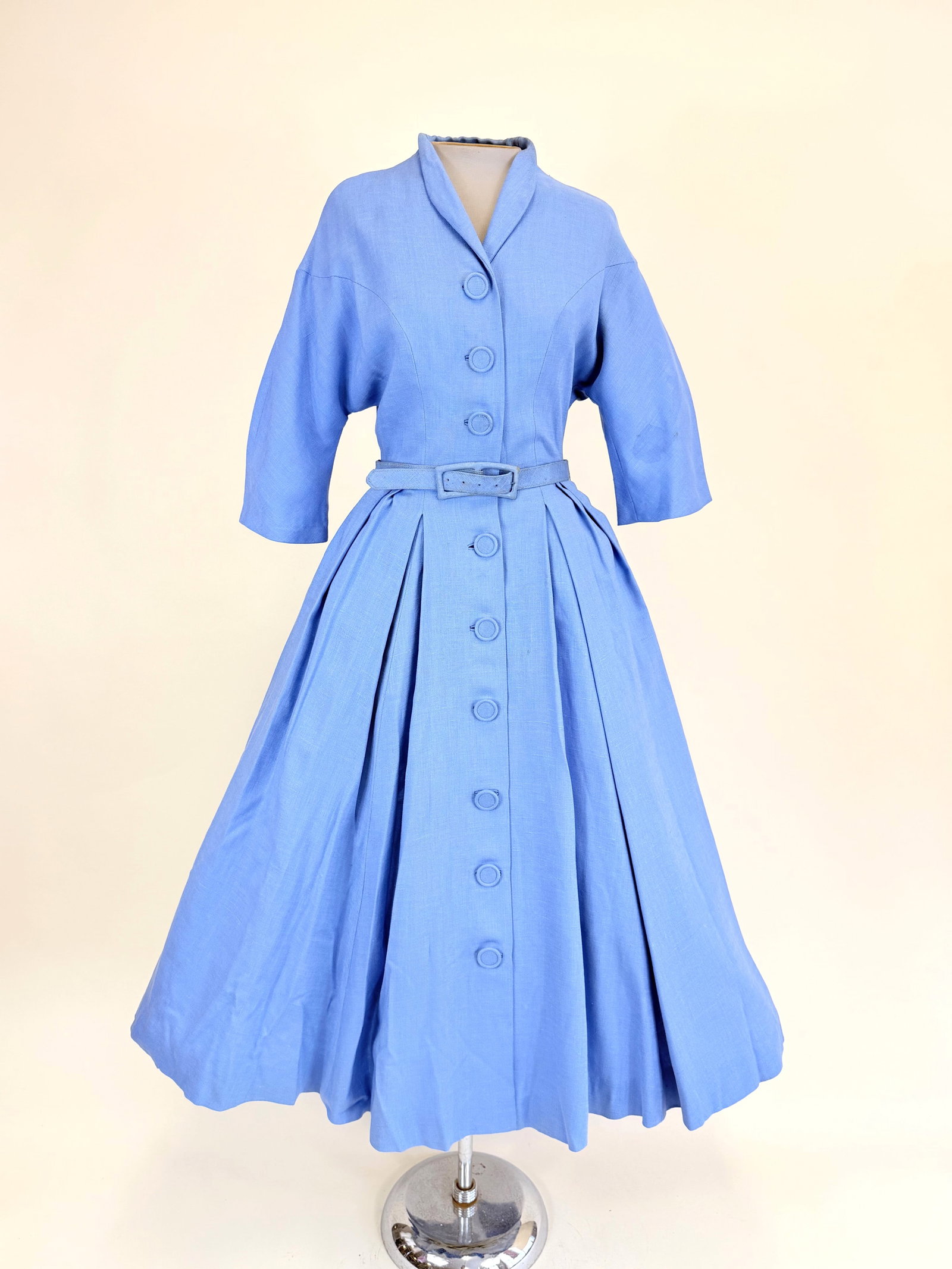 VINTAGE EARLY 1950s LINEN COAT DRESS (1 of 10)