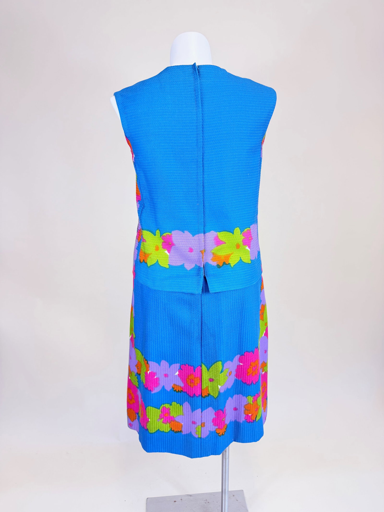 VINTAGE 1960s 2-PIECE ENSEMBLE - 4