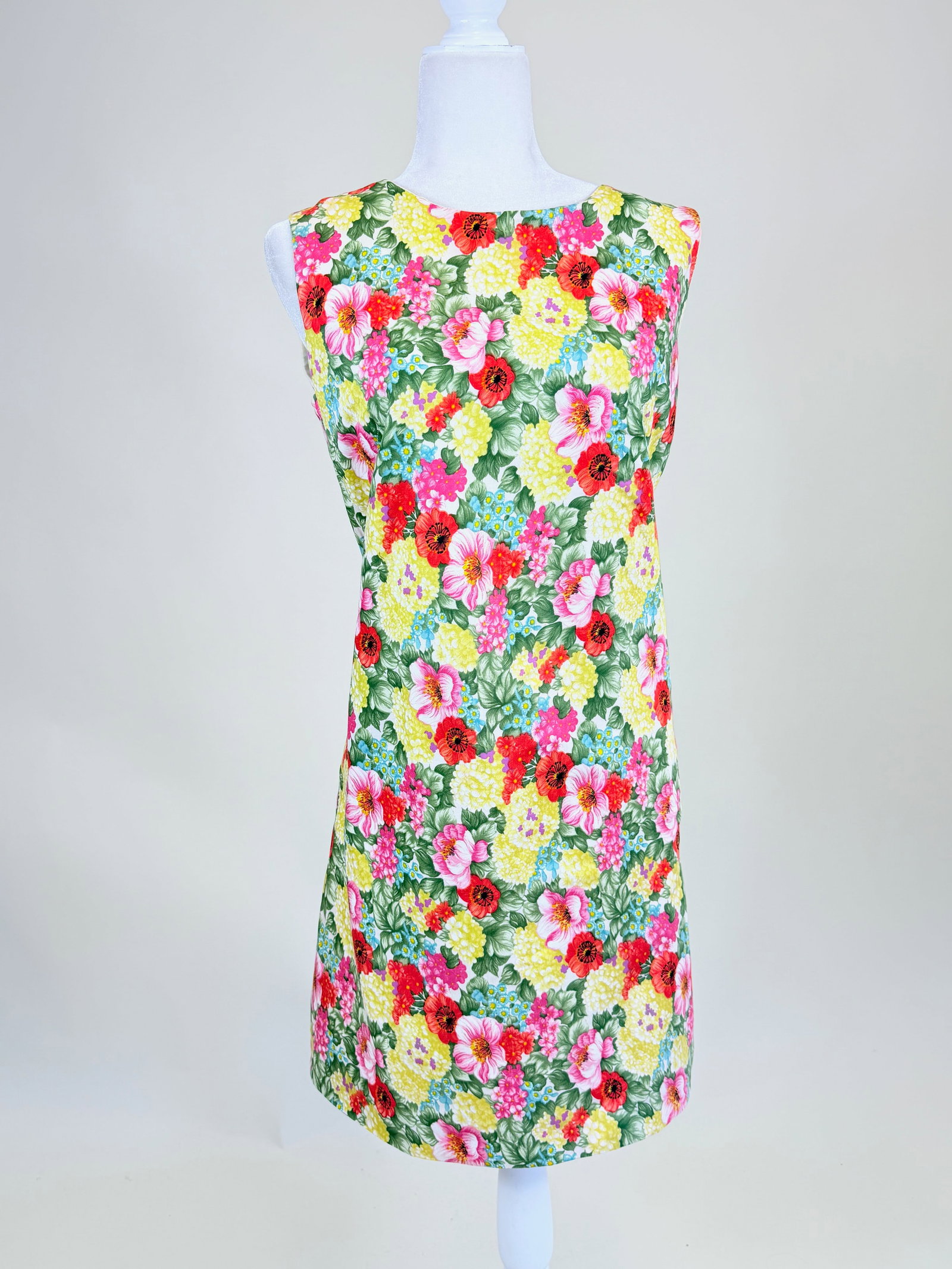 VINTAGE 1960s FLORAL PRINT MINI DRESS: B 39", W 38"