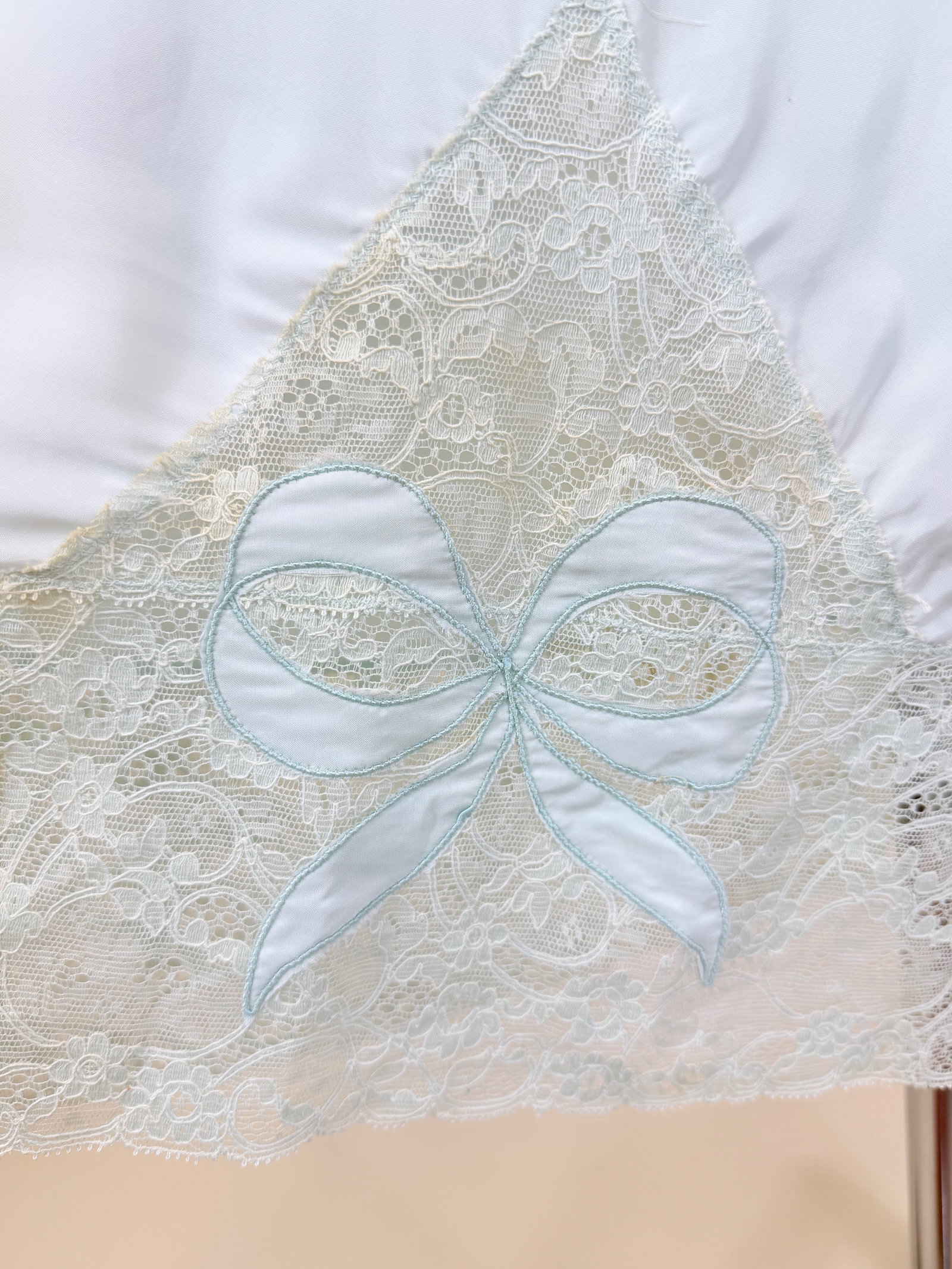 TWO VINTAGE 1950s/60s SLIPS - 7