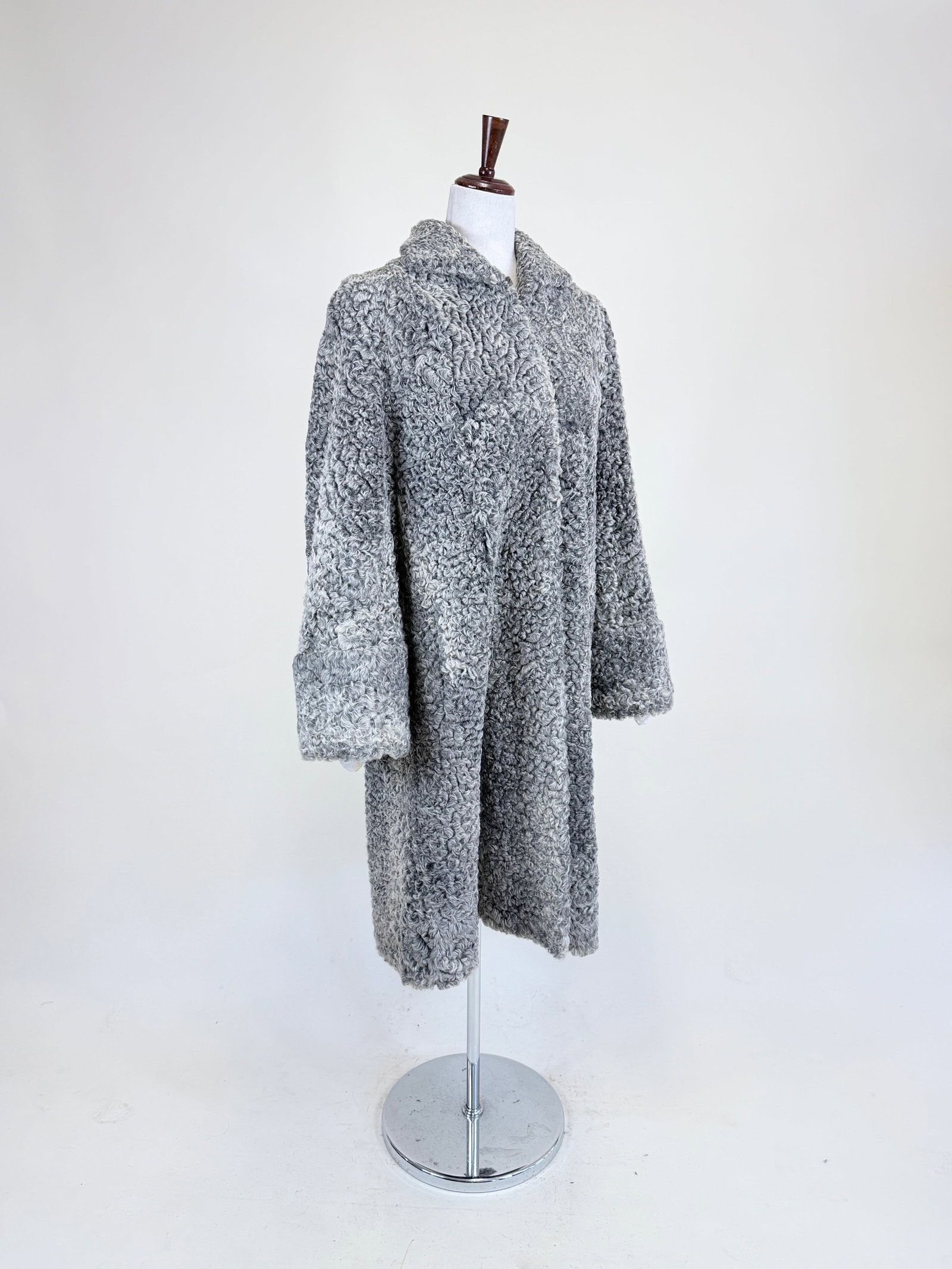 GREY LAMBSWOOL COAT, 1960s - 2