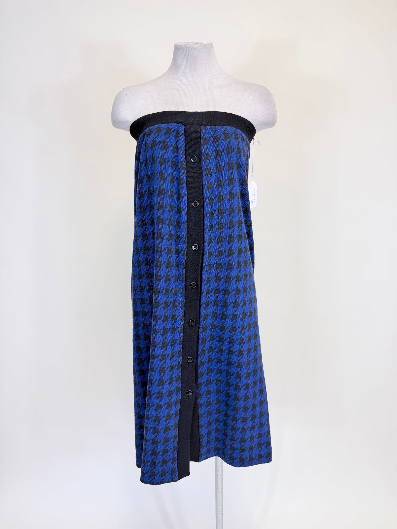 TWO PIECE HOUNDSTOOTH KNIT ENSEMBLE, 1980s - 7