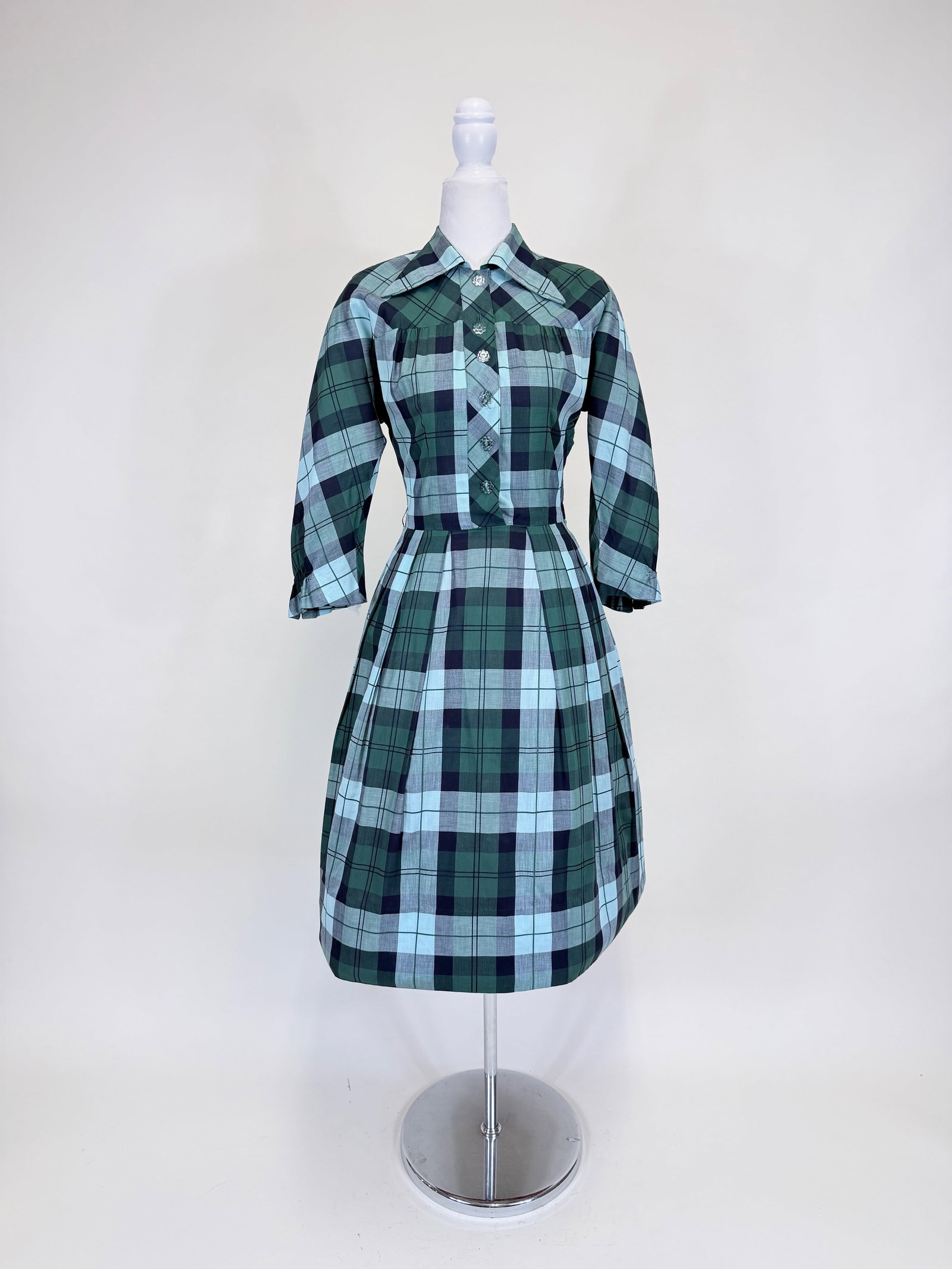 GREEN & BLACK PLAID COTTON DAY DRESS, 1950s (1 of 10)