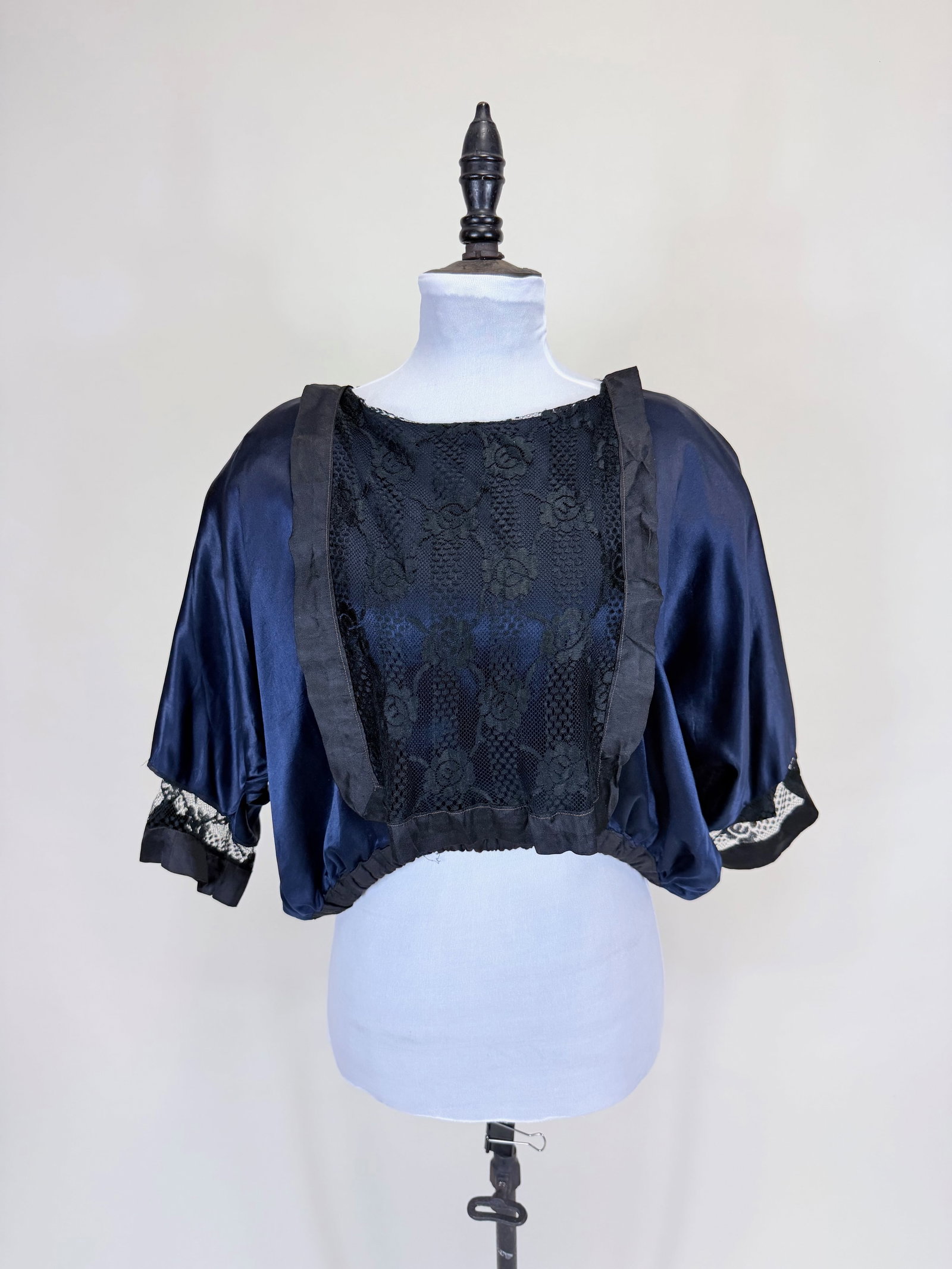 ANTIQUE MIDNIGHT NAVY SILK SATIN & LACE BODICE, 1910s: W 40", L 19", elastic on waist shot, holes at binding, residue at back left, see photos