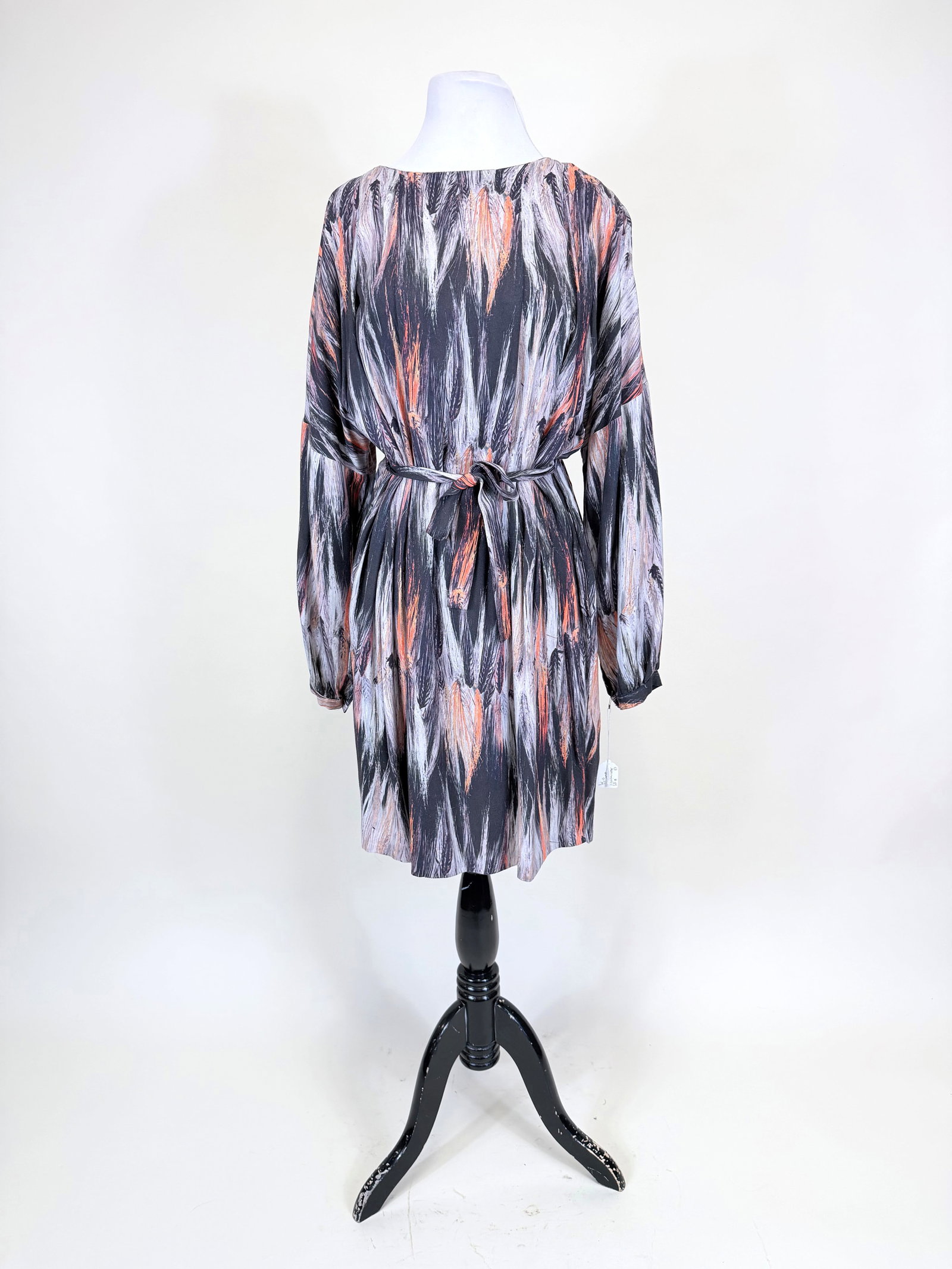 MARIMEKKO FEATHER PRINTED TUNIC DRESS, MODERN: B 60", W 60", includes matching tie belt. Good condition.