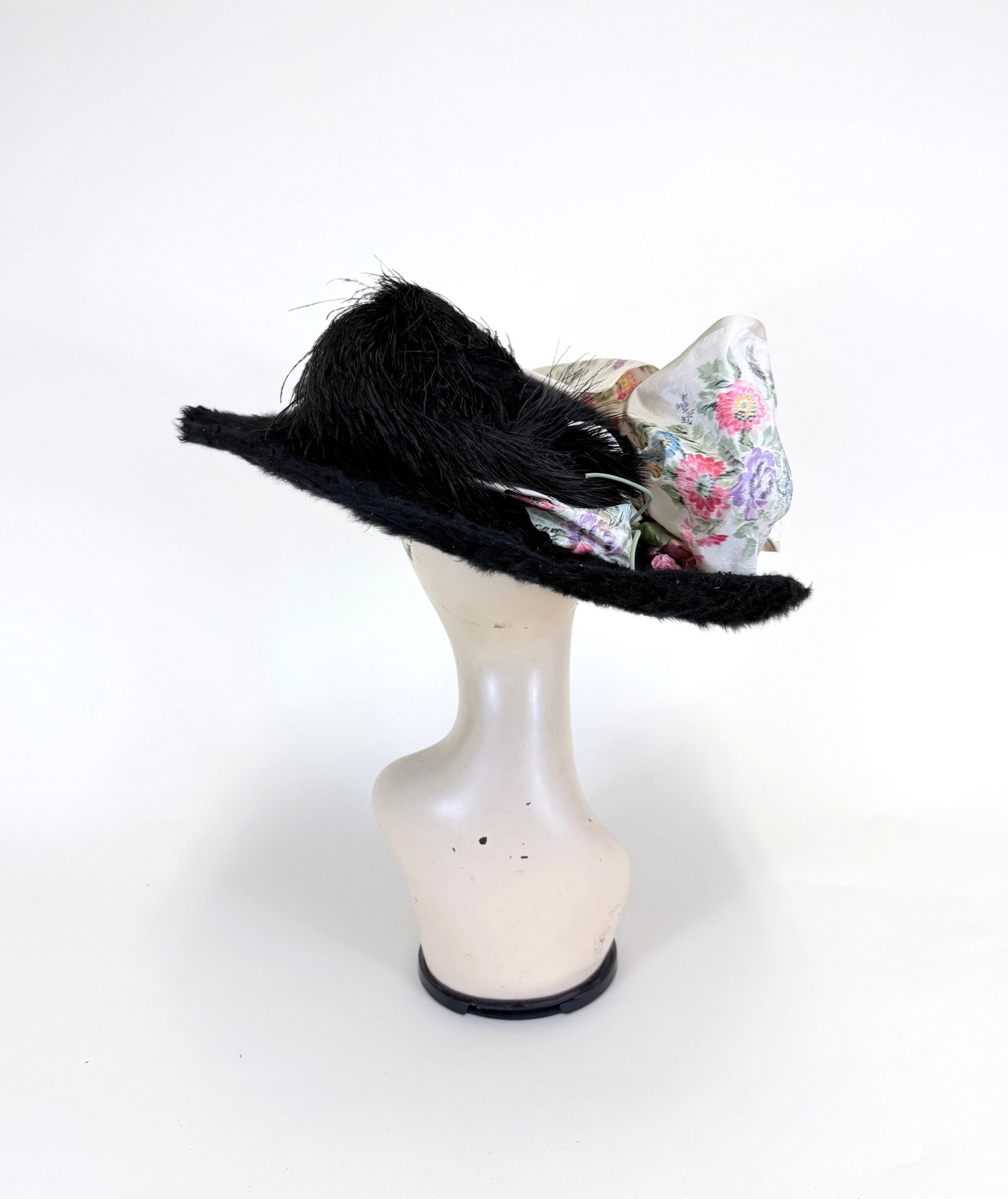 ANTIQUE DRAMATIC PROMENADE HAT, 1910s - 3