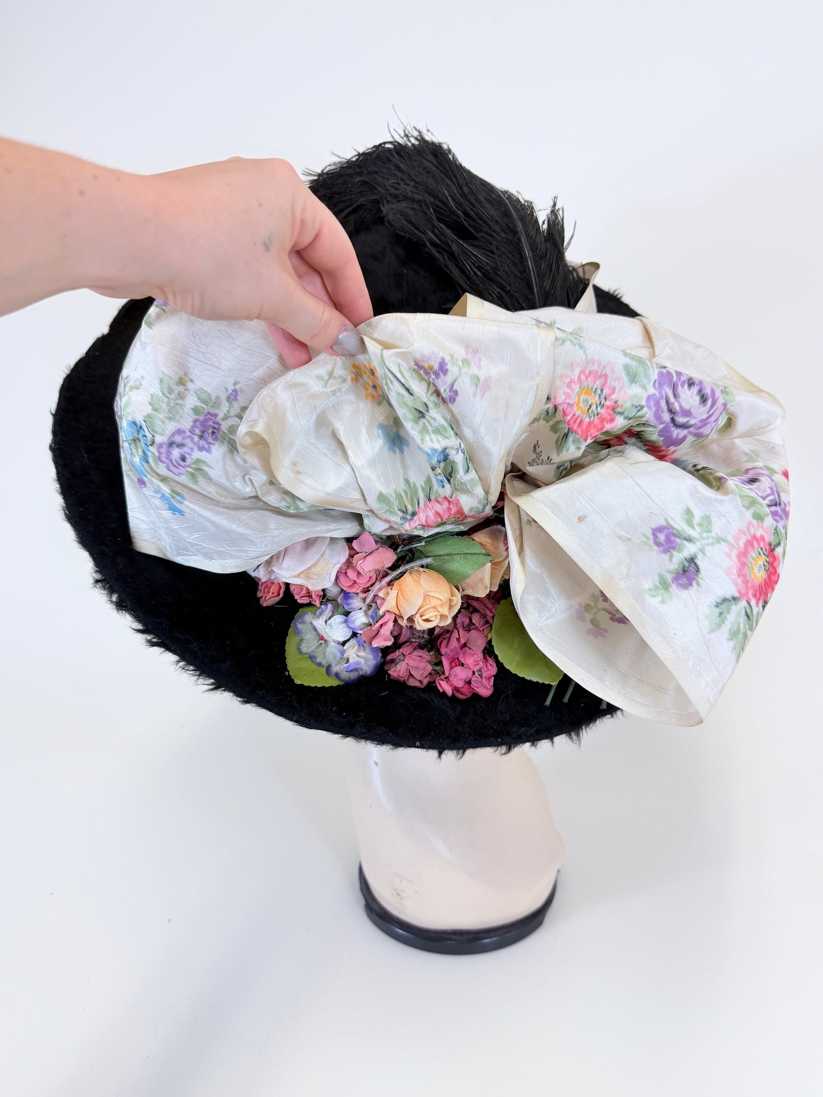 ANTIQUE DRAMATIC PROMENADE HAT, 1910s - 6