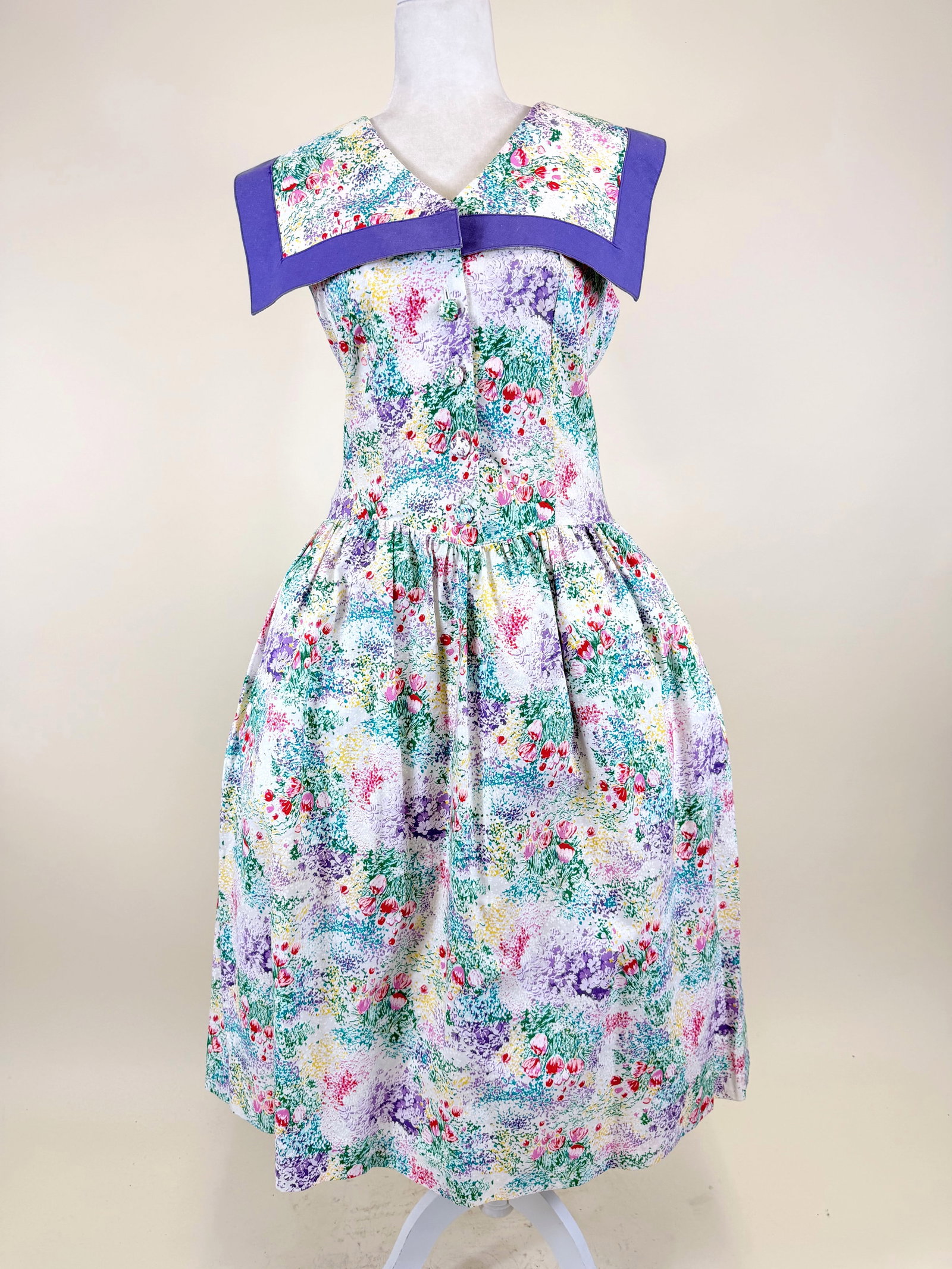 GARDEN FLORAL PRINT PARTY DRESS, 1980s: B 41", W 32", tear at back neck, see photos