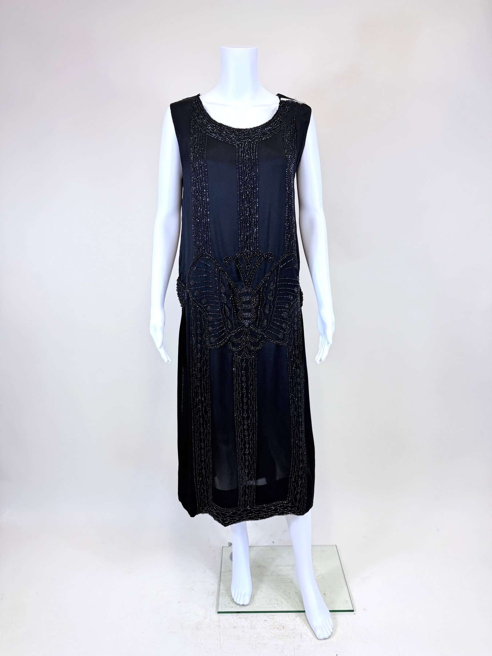 ANTIQUE LARGE SIZE HEAVILY BEADED SILK CREPE EVENING DRESS, EARLY 1920s (1 of 12)