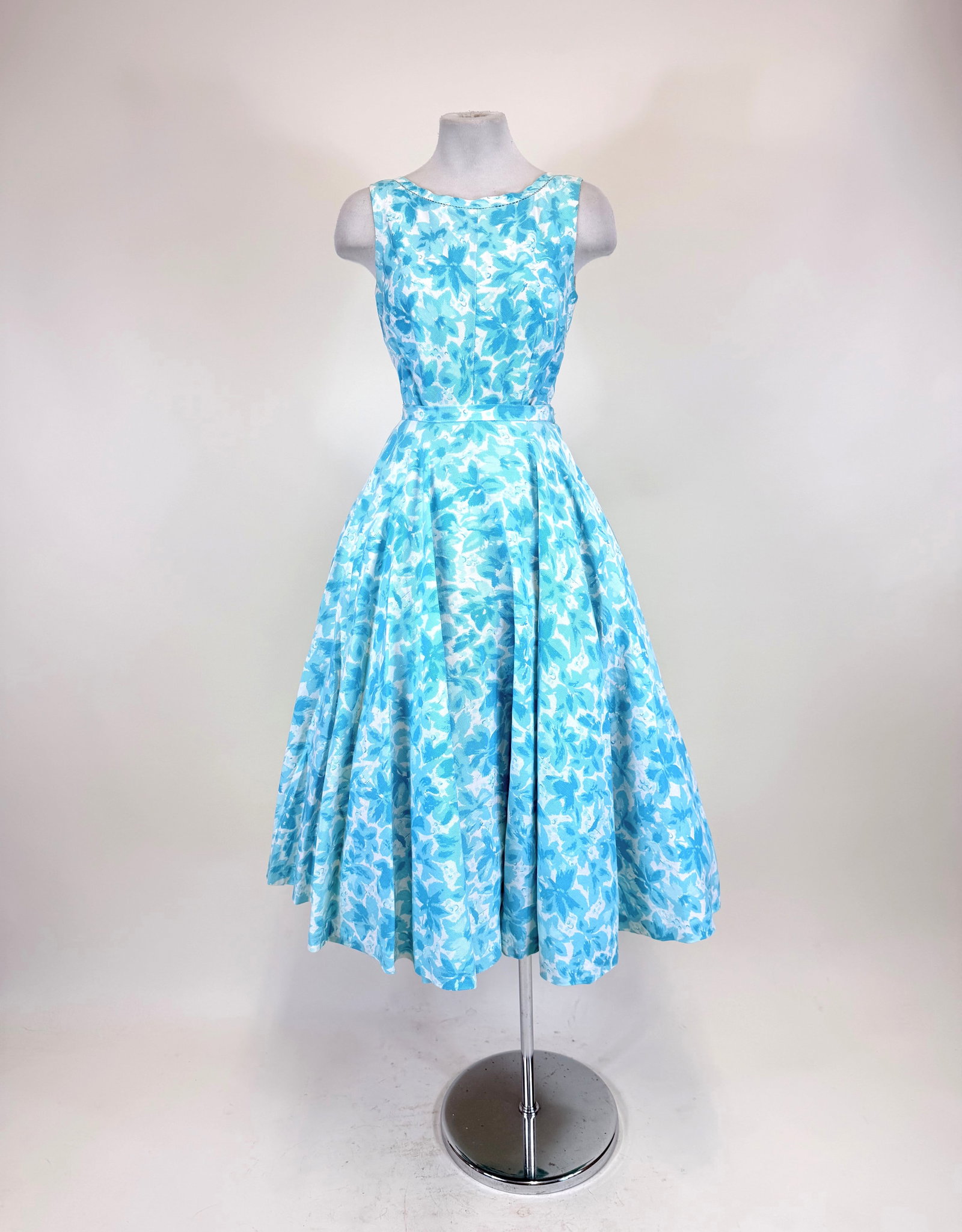 PRINTED COTTON TWO PIECE PARTY DRESS, LATE 1950s: B 37", W 28", skirt W 24", discoloration/staining, few small seam openings, see photos