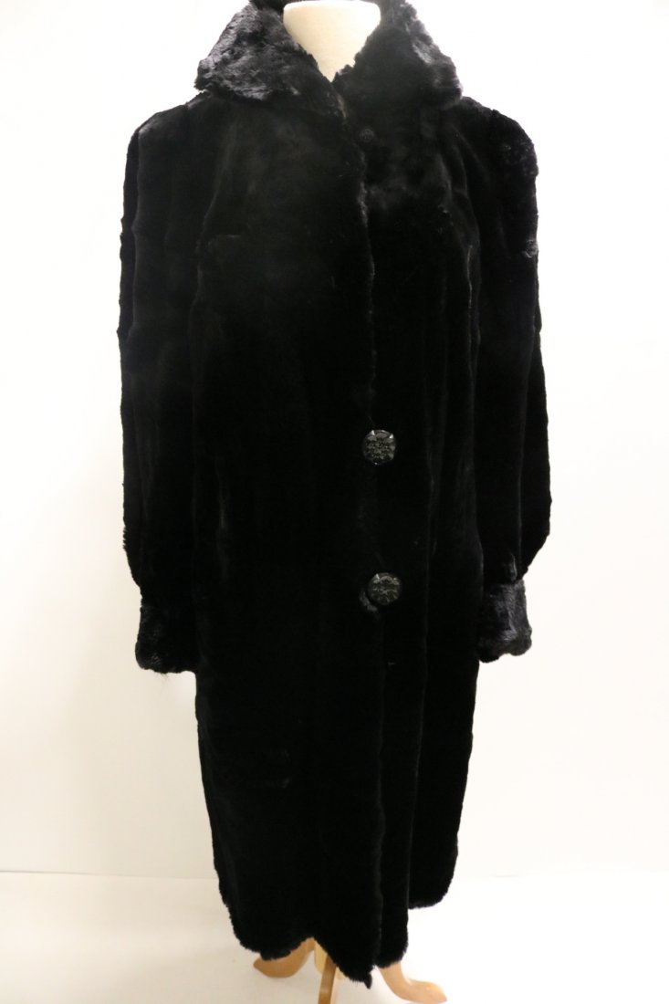 Vintage 1930's Sheared Beaver Coat, full-length Balloon (1 of 6)