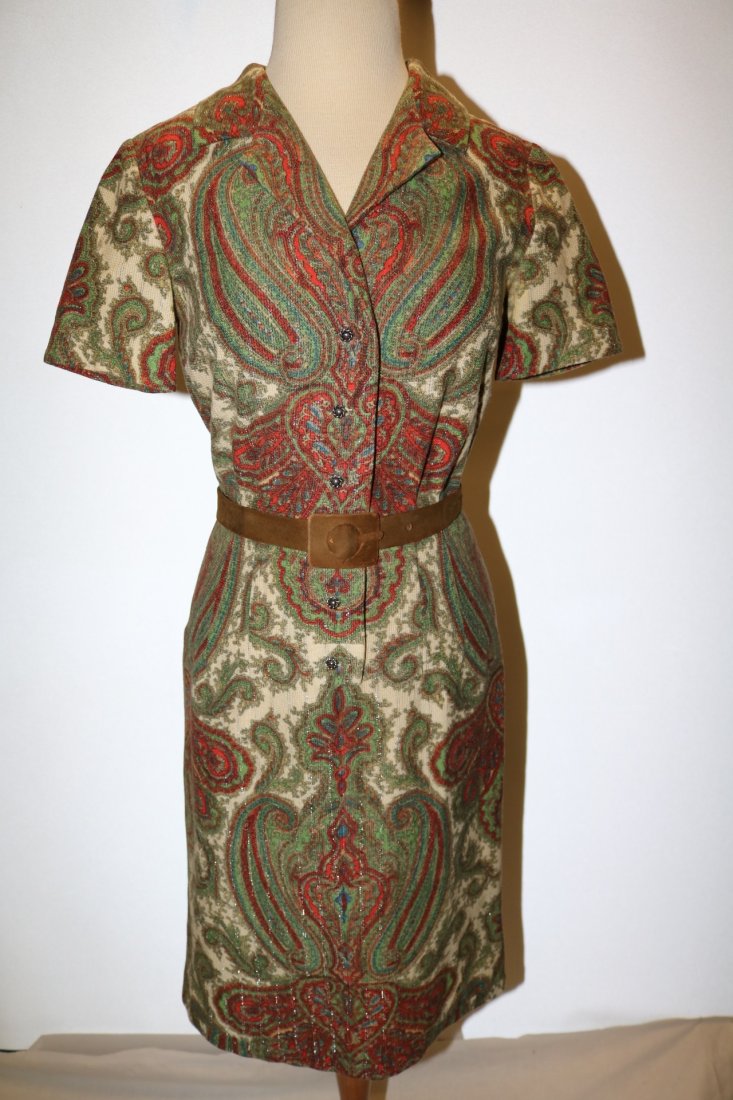 1950's Cotton Wool Knit Paisley Shirt Waist Dress: short sleeves, button front, darts at waist, metallic fleck, belt included, approx. 36 bust, 26 waist