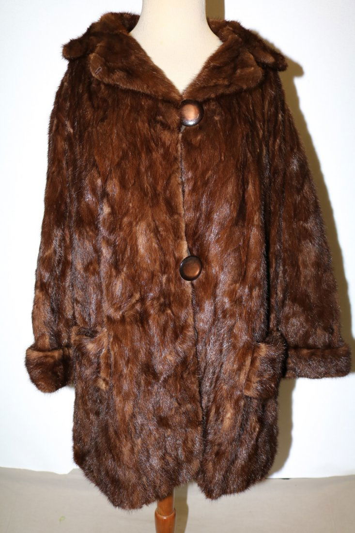 Dark Brown 1950's Ladies Vintage Mink Coat (1 of 6)