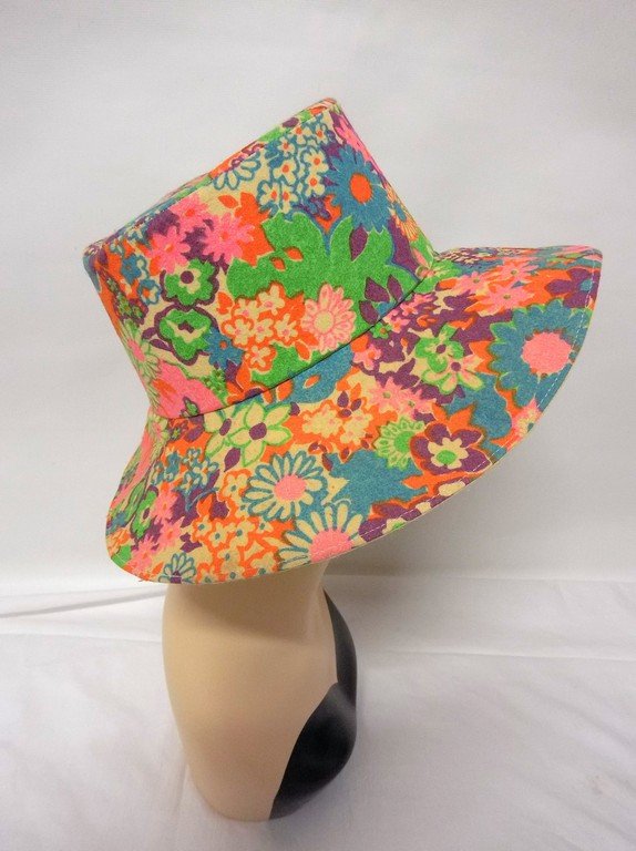 vintage 1960s paper hat flowered floral mod groovy (1 of 5)