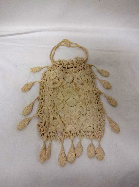 vintage antique Victorian crocheted drawstring purse (1 of 2)
