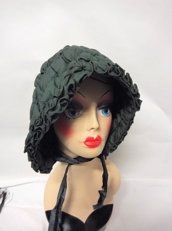 Early Civil War Era Quilted Bonnet in Green: Early Civil War Era Quilted Bonnet in Green