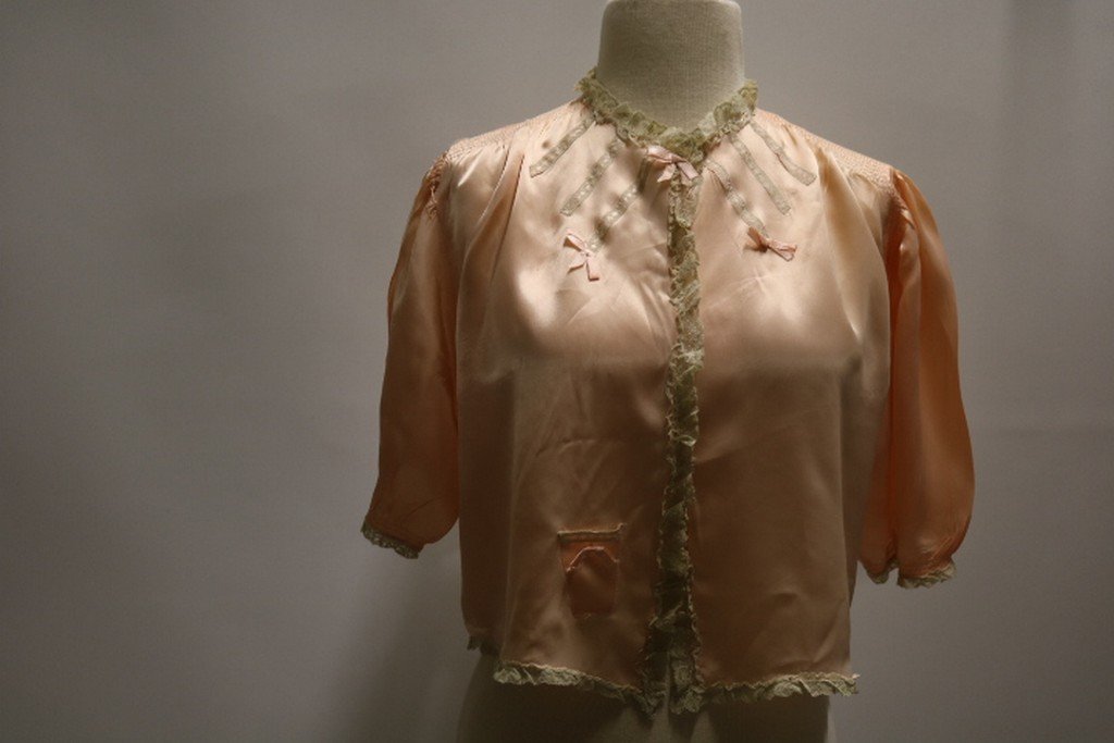 Vintage 1930's Peach Rayon and Lace Bed Jacket by (1 of 6)