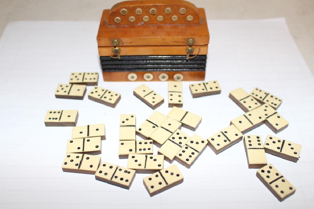 Victorian Bone and Ebony Dominoes set in Accordion Box: Victorian Bone and Ebony Dominoes set in Accordion Box