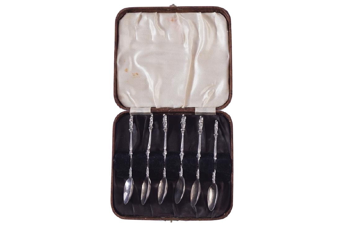 CASED SET OF SILVER APOSTLE SPOONS (1 of 1)
