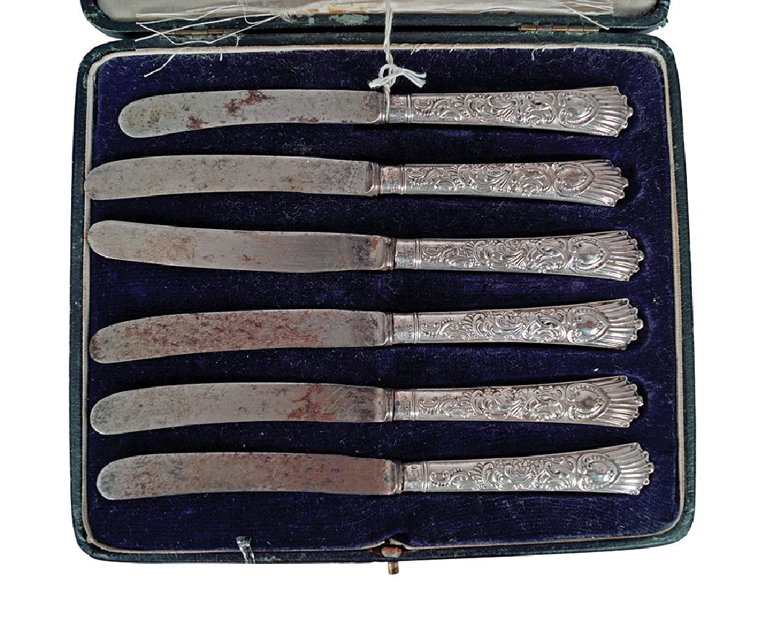CASED SET OF 6 SILVER HANDLED FRUIT KNIVES: London, 1866
