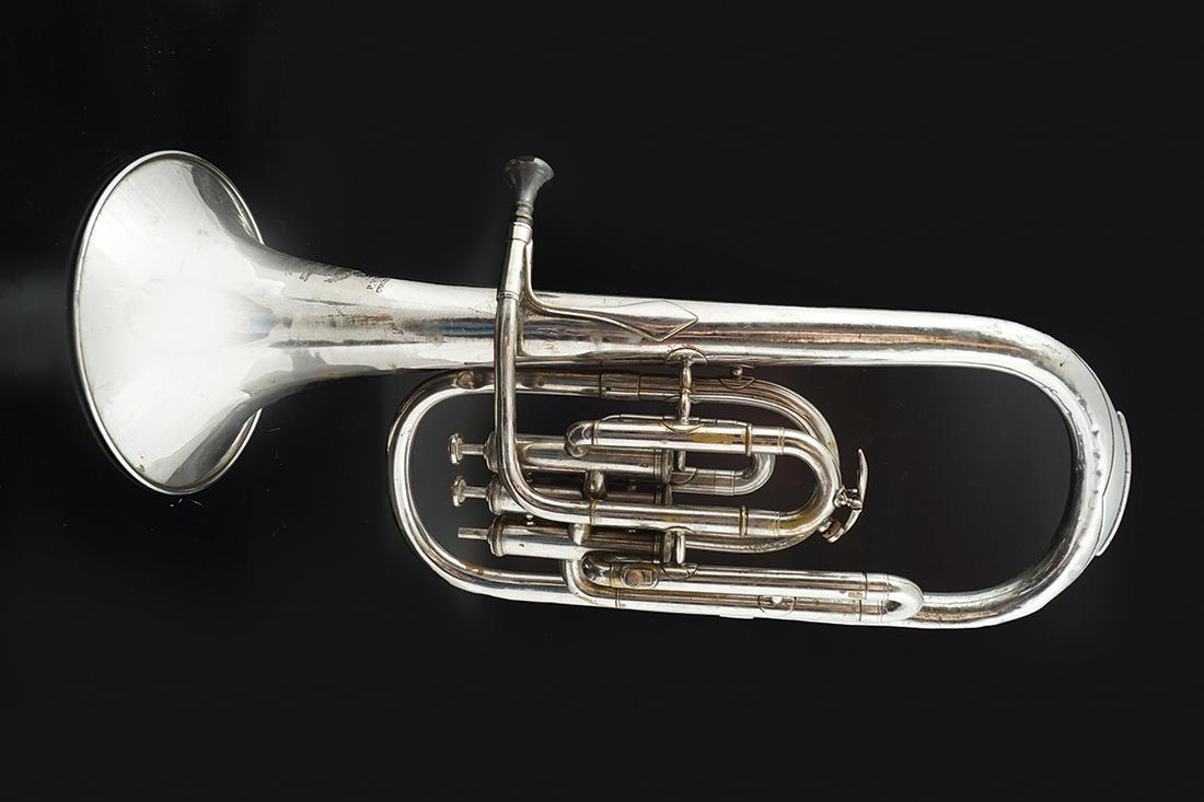 GUILLAND & LOISELET TUBA: GUILLAND & LOISELET TUBA 53 cm. high