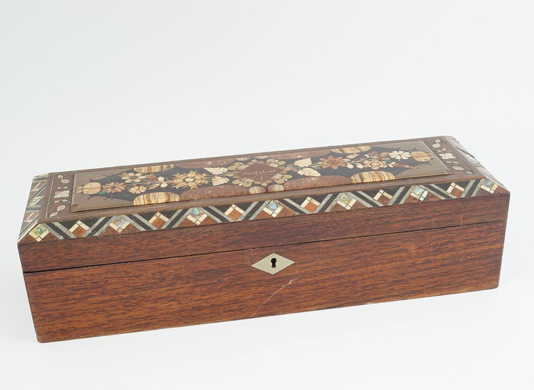19TH-CENTURY ROSEWOOD JEWELLERY BOX: of elongated rectangular form, the marble inlaid top enclosed by a chequered mother o'pearl inlaid border 10 cm. high; 33 cm. wide; 10 cm. deep