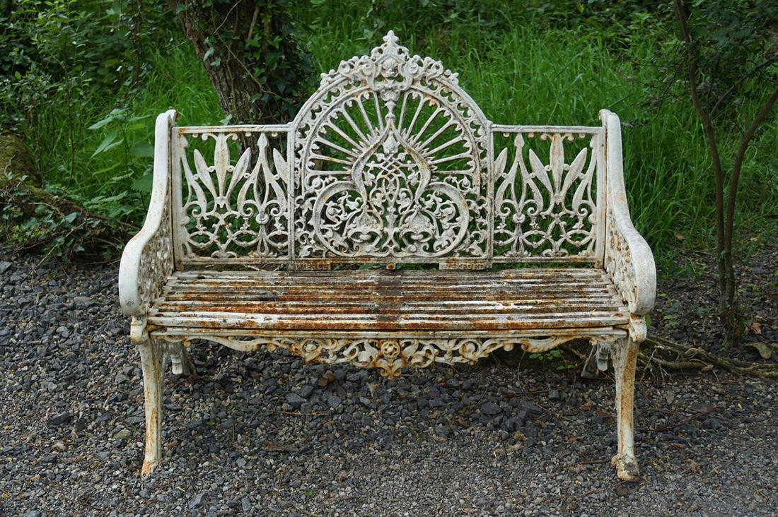 PIERCE OF WEXFORD CAST IRON BENCH (1 of 3)
