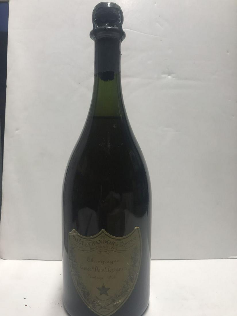 DOM PERIGNON, 1964: 1x75cl, LOOSE