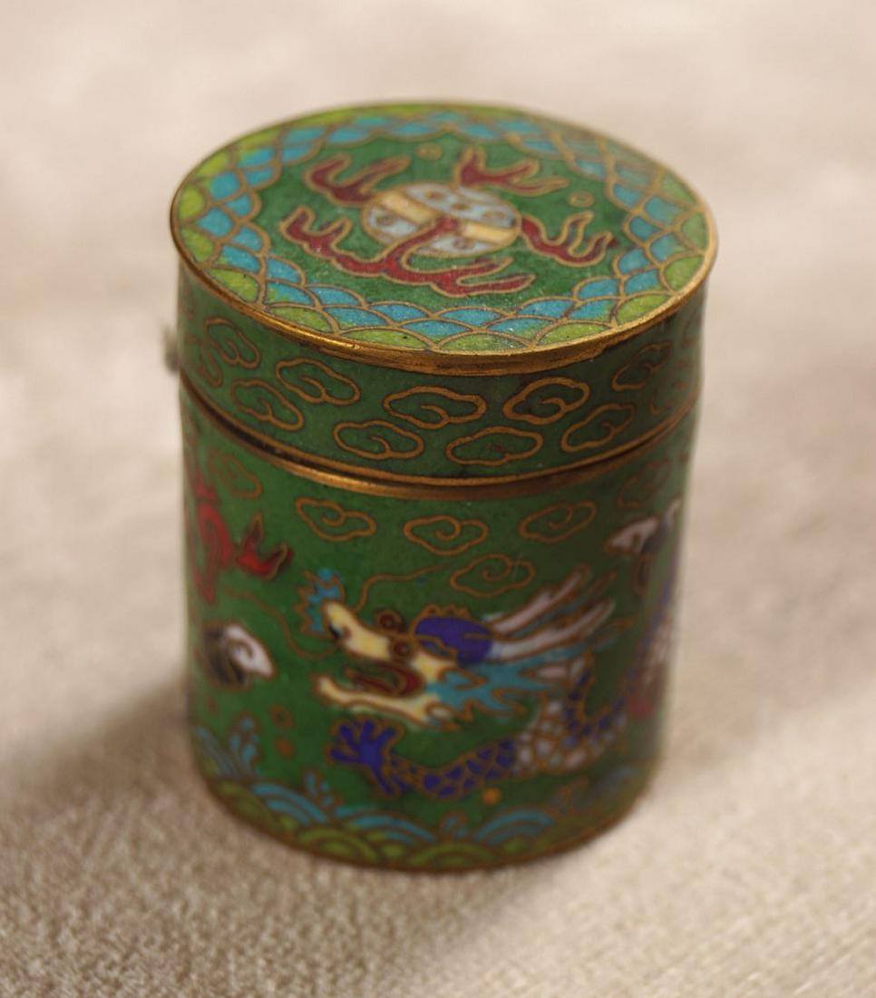 CHINESE CLOISONNE ENAMELLED BOX AND COVER (1 of 3)