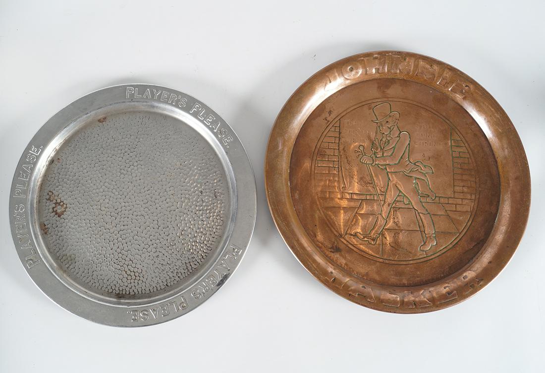 2 VINTAGE SERVING TRAYS (1 of 3)