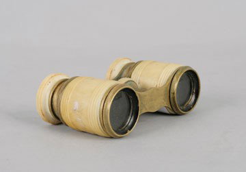 Nineteenth-century ivory and brass opera glasses: Nineteenth-century ivory and brass opera glasses