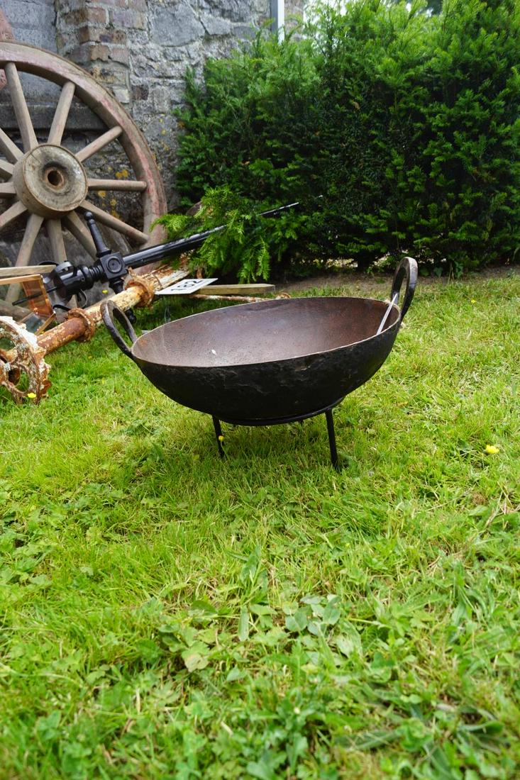 19TH-CENTURY IRON FIRE PIT: on stand. 34 x 50 m. Approximate Time: 12:48 Lot No: 188 Category: Garden & Decorative Objects