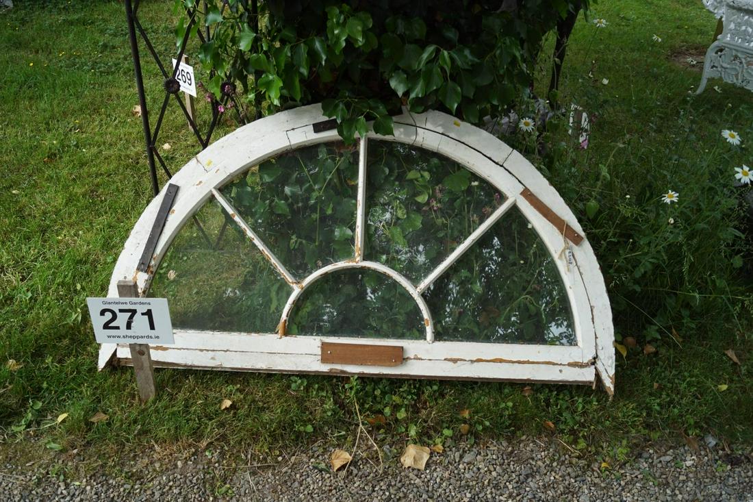 GEORGIAN PINE OVER DOOR: of arched glazed form. 80 cm. high; 150 cm. wide Approximate Time: 15:03 Lot No: 271 Category: Garden & Decorative Objects