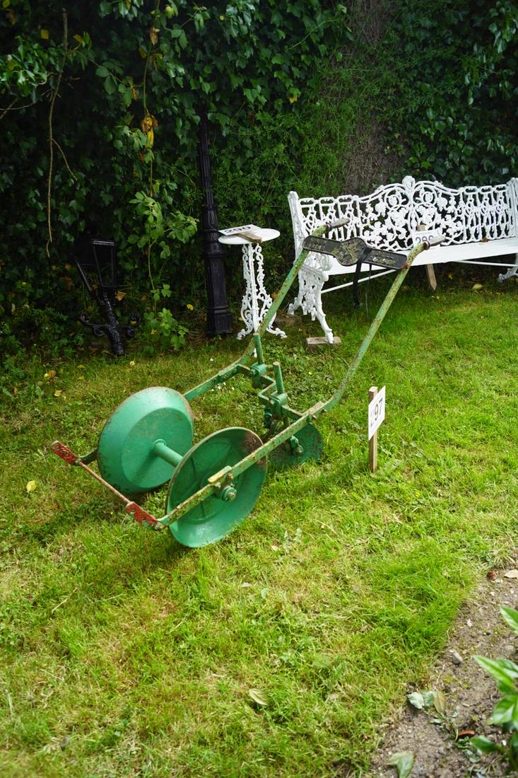 WEXFORD ENGINEERING COMPANY LTD. DRILL CLEANER: Wexford Engineering Company LTD. Drill clener Approximate Time: 15:26 Lot No: 297 Category: Garden & Decorative Objects