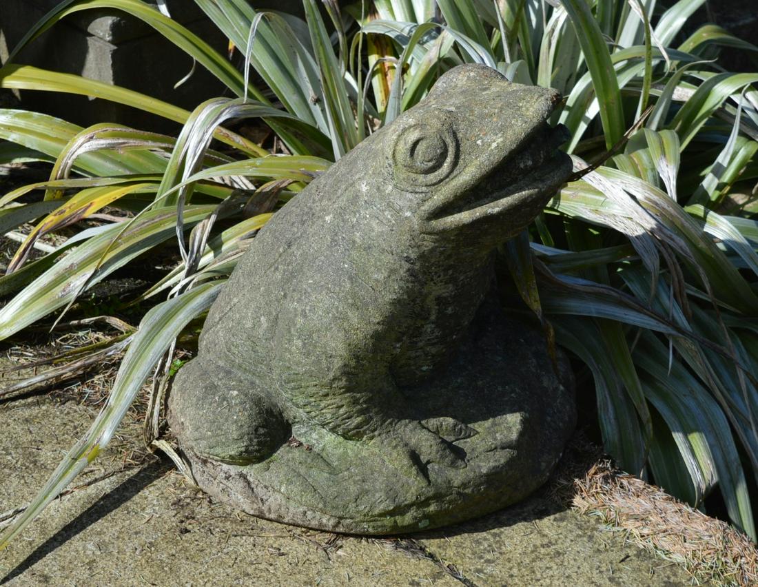 19TH-CENTURY FIGURAL GARDEN FOUNTAIN: centred on a frog. Approximate Time: 10:35 Lot No: 440 Category: Garden & Decorative Objects