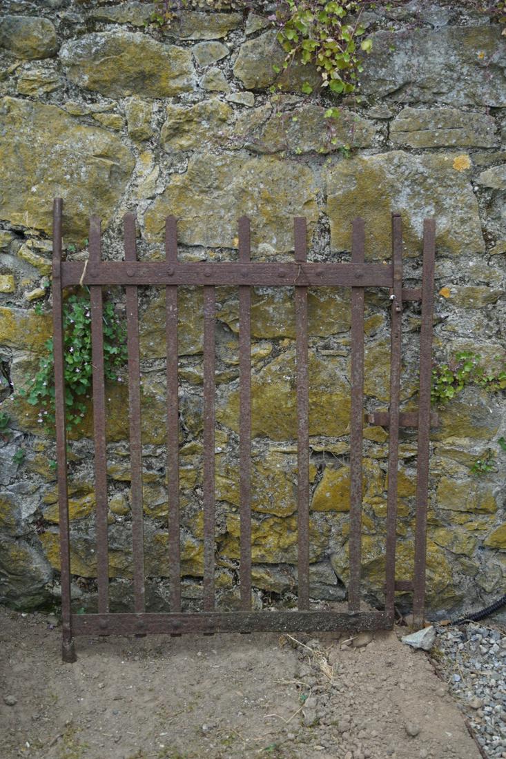 19TH-CENTURY FORGED IRON GARDEN GATE: 19th-century forged iron gate 150 x 83 cm. Approximate Time: 16:36 Lot No: 775 Category: Garden & Decorative Objects