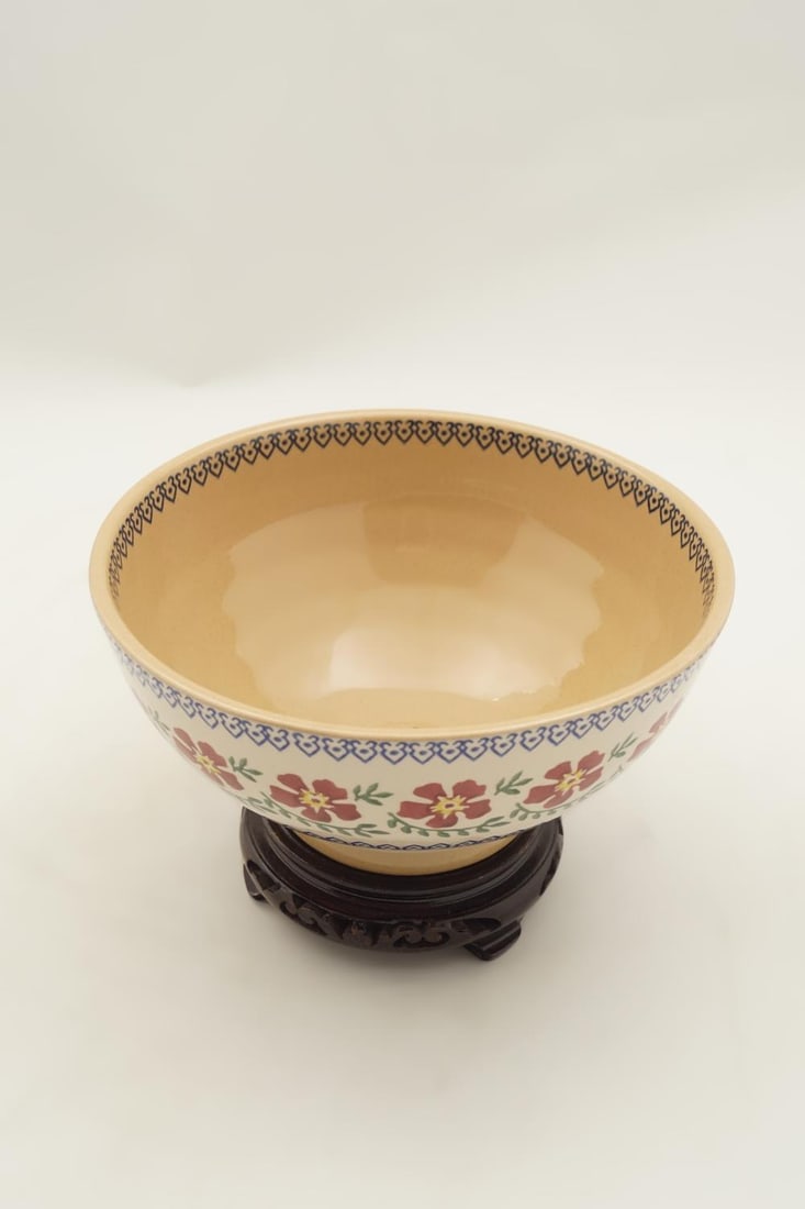 NICHOLAS MOSSE POTTERY BOWL (1 of 5)