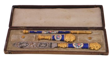 Nineteenth-century Russian enamelled pen, letter opener: Nineteenth-century Russian enamelled pen, letter opener and seal in case